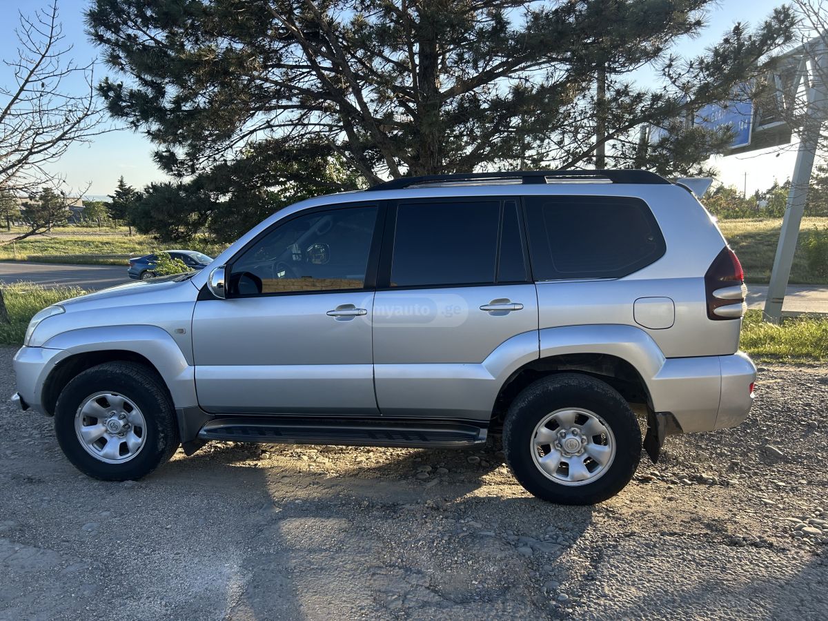 Toyota Land Cruiser Prado 2006 — photo 2