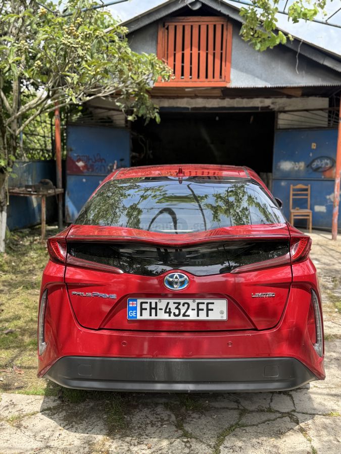 Toyota Prius Prime 2020 — photo 2