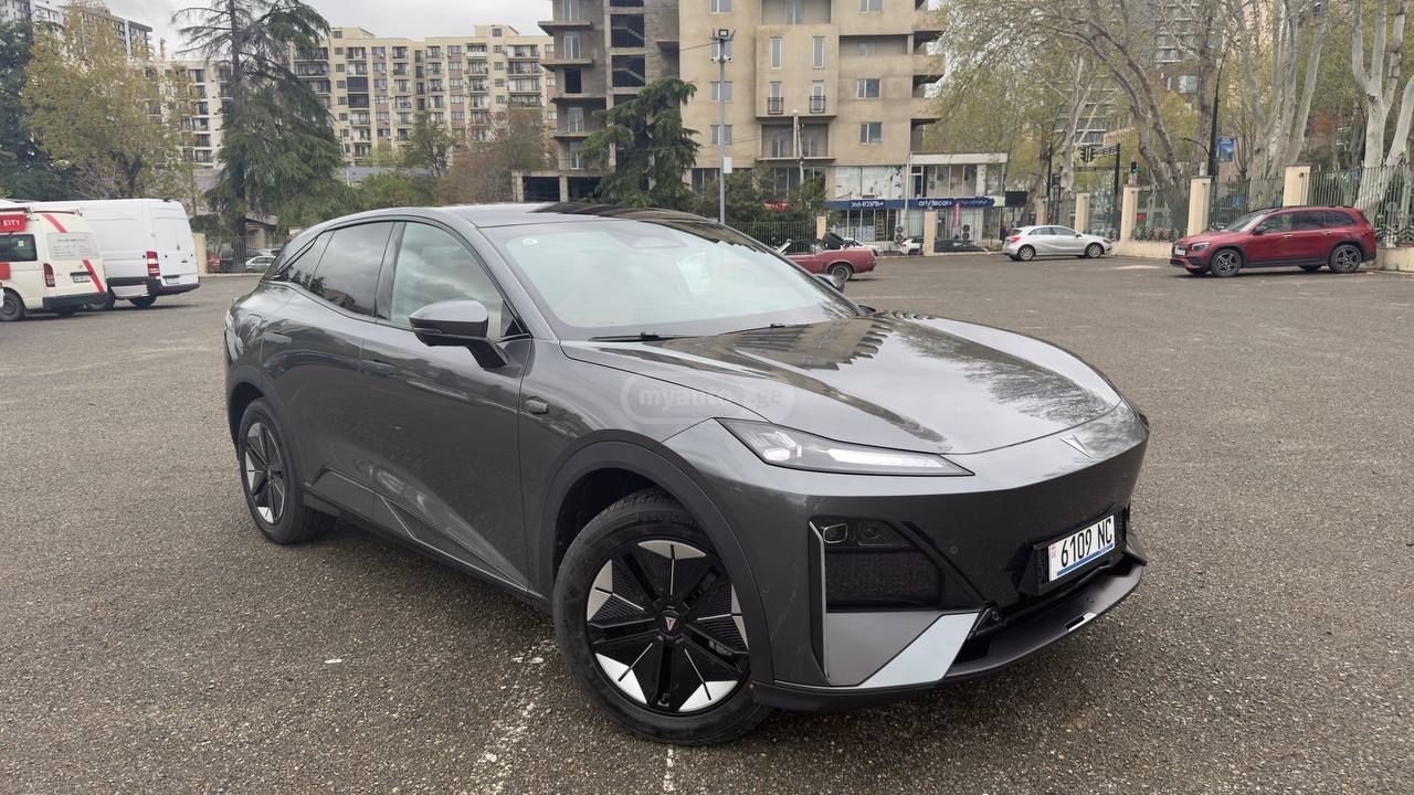 Changan Deepal S07 2025 — photo 2