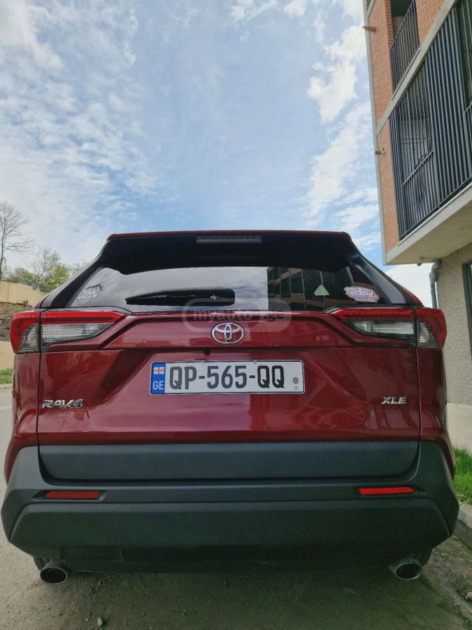 Toyota RAV 4 2020 — photo 2