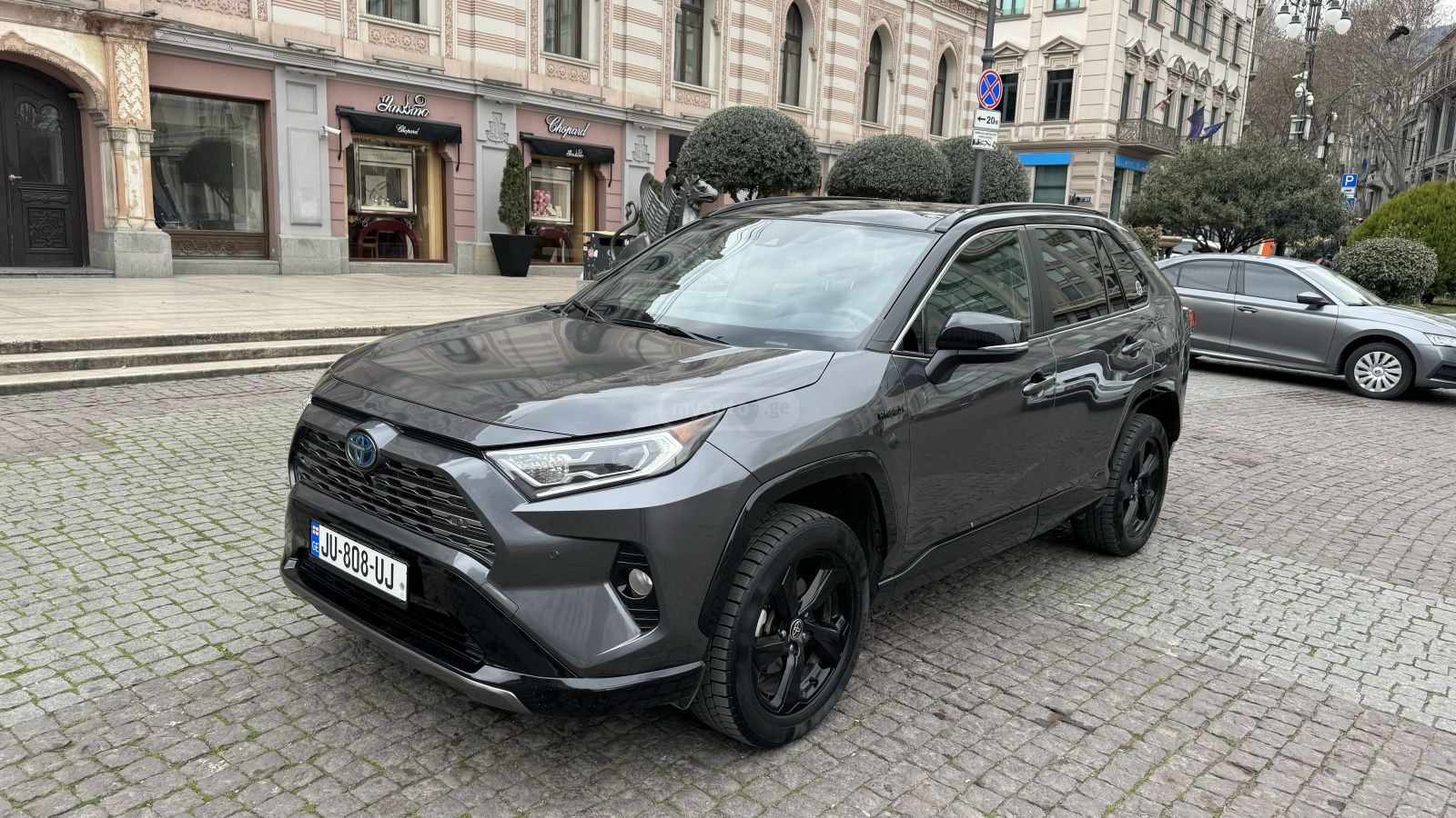 Toyota RAV4 2022 — photo 2