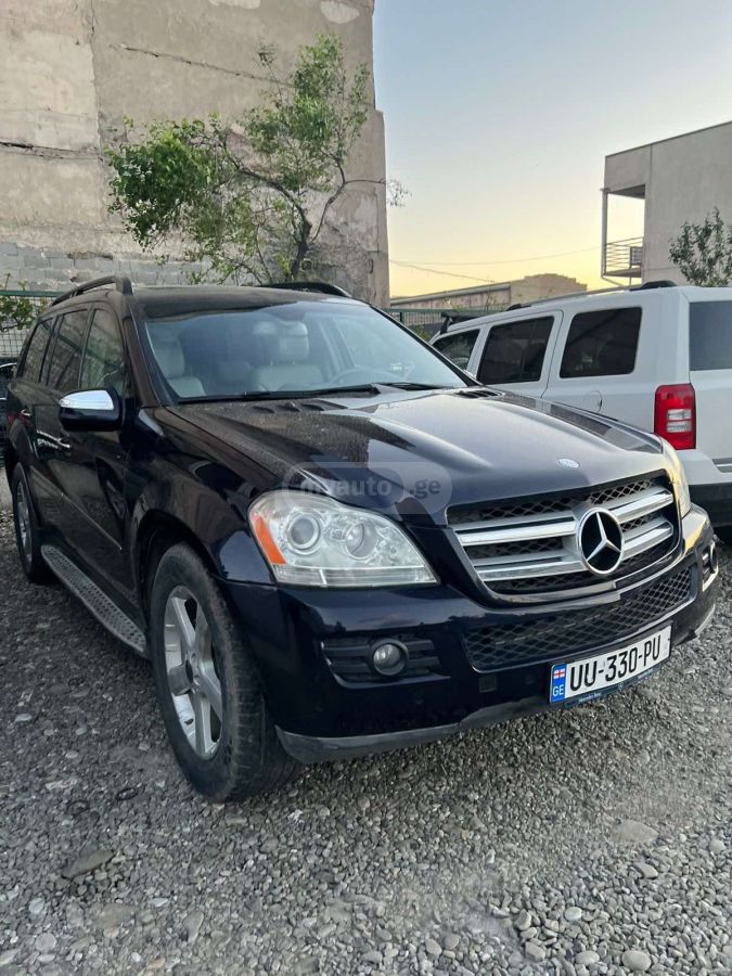 Mercedes-Benz GL 320 2009 — photo 2