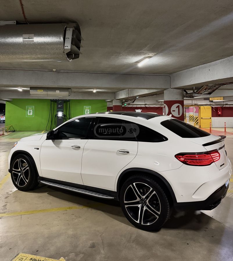 Mercedes-Benz GLE 450 AMG 2018 — photo 2