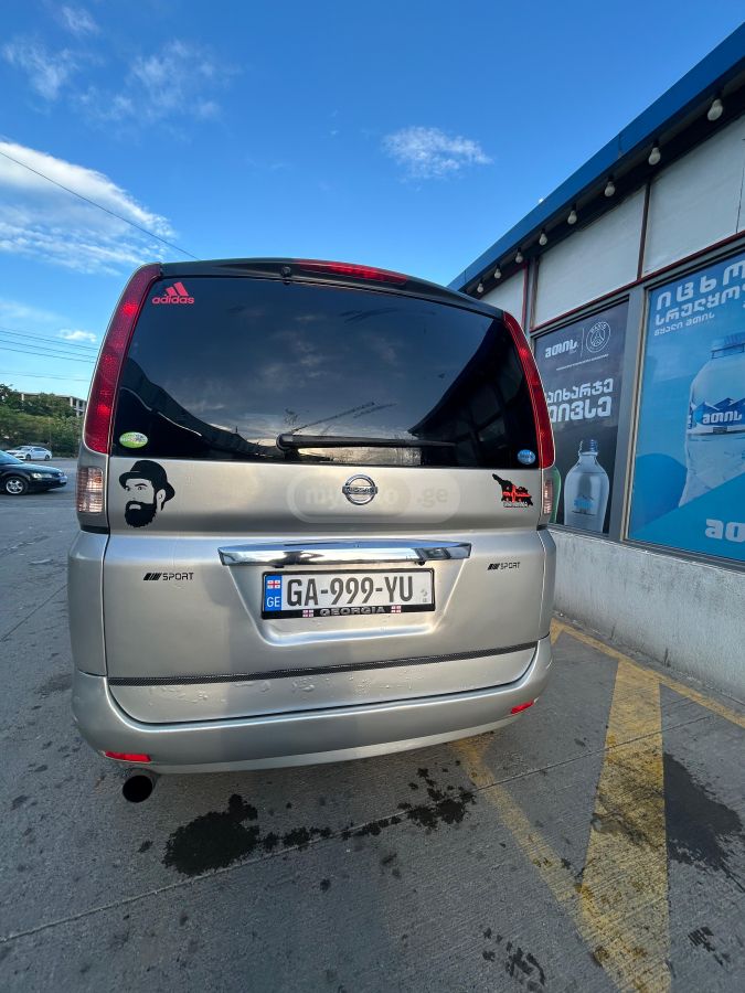 Nissan Serena 2006 — photo 2