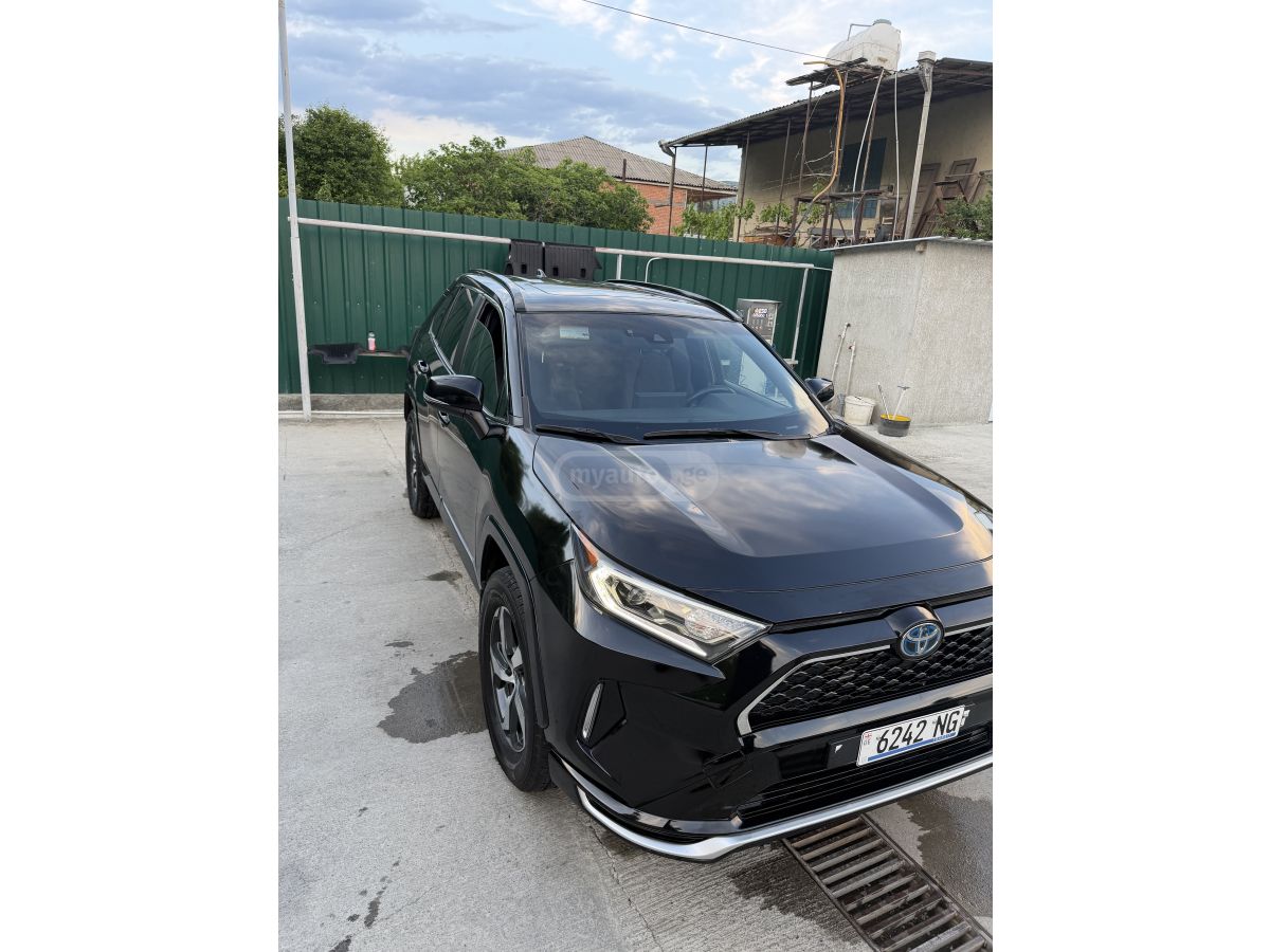 Toyota RAV 4 2021 — photo 2