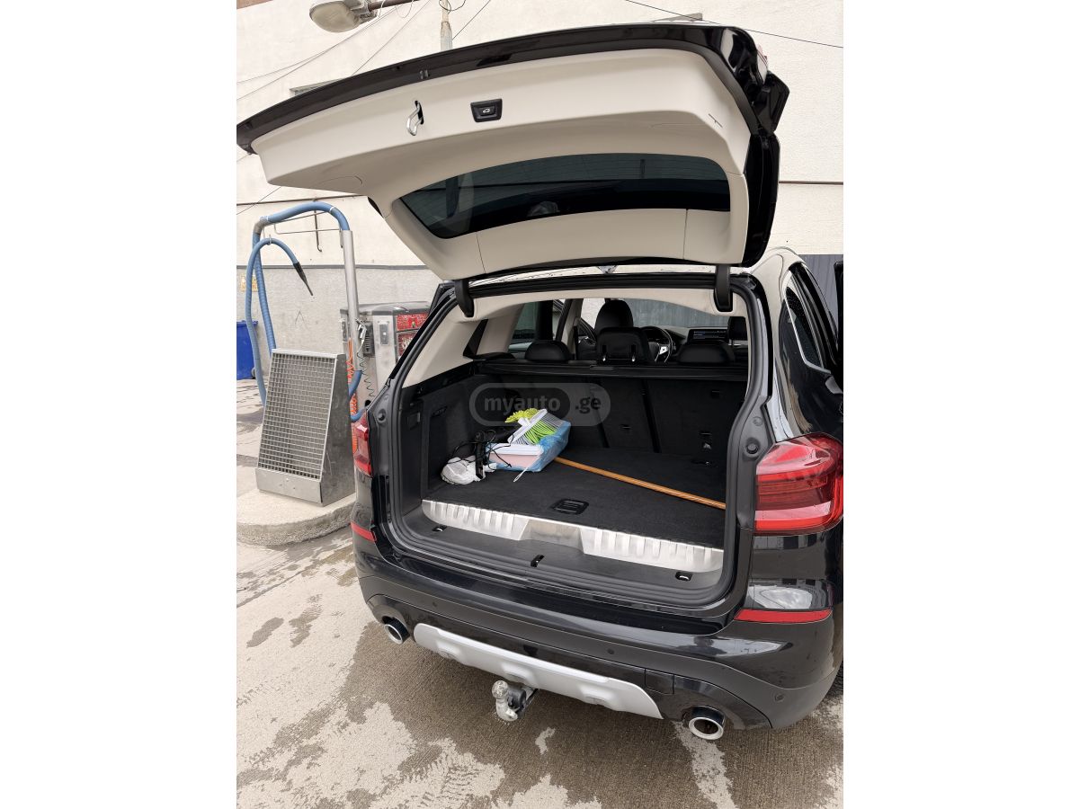 BMW X3 2021 — photo 2