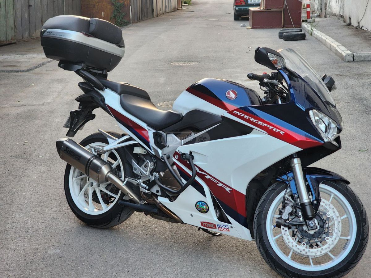Honda VFR 800