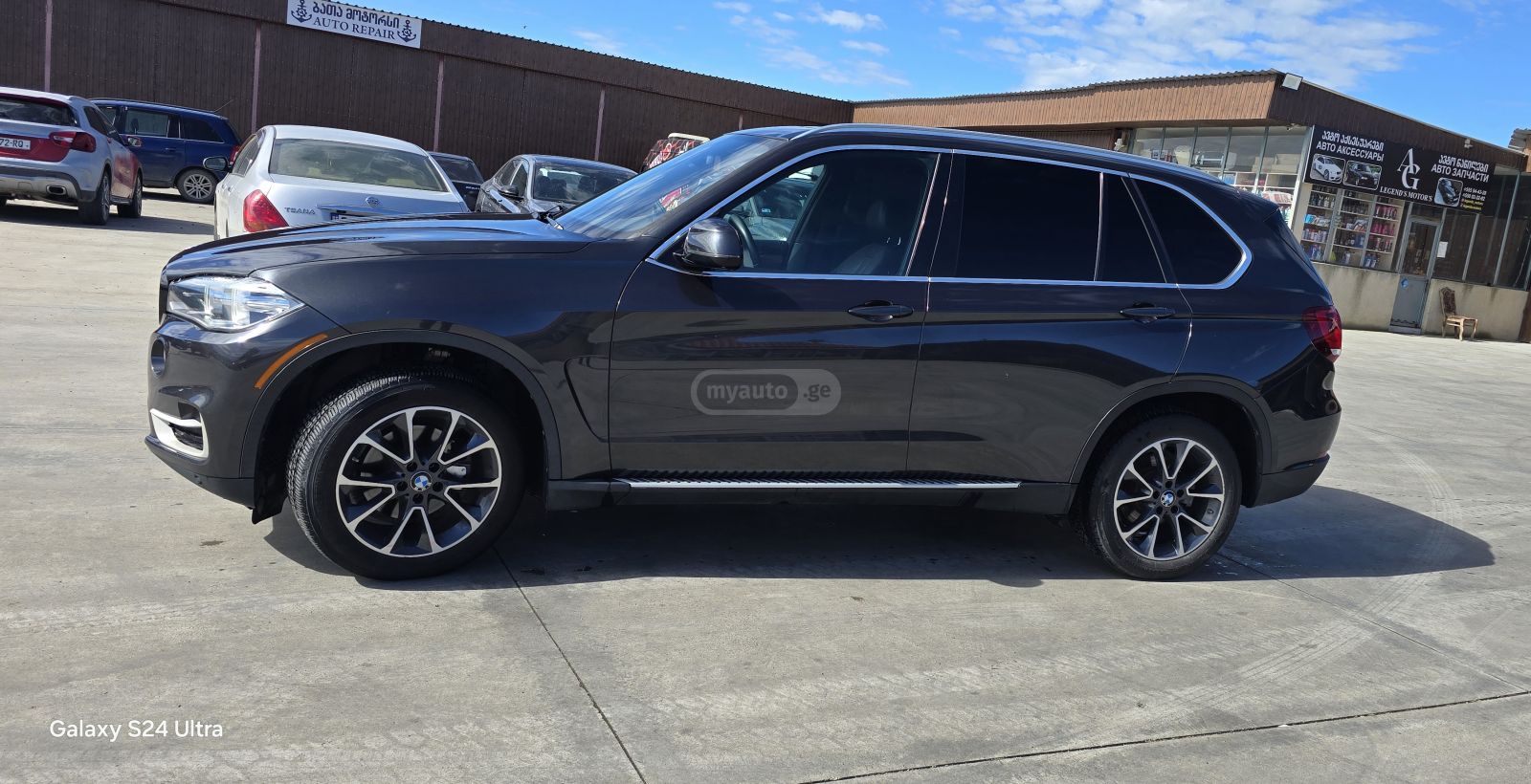 BMW X5 2016 — photo 2
