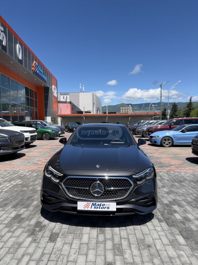 Mercedes-Benz E 200 2025 — photo 2