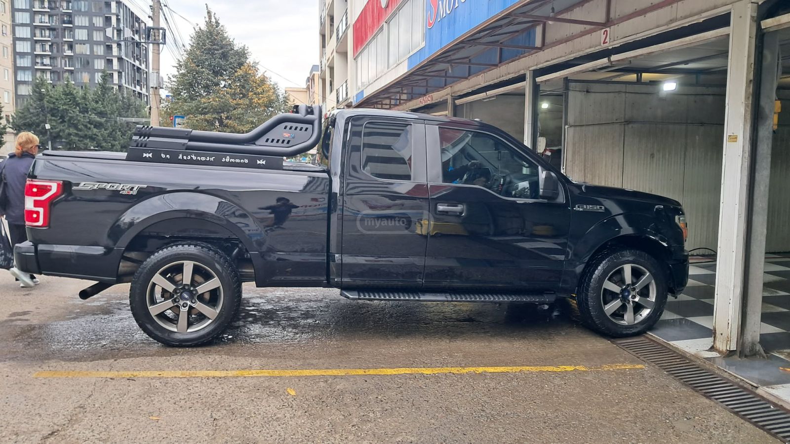 Ford F-150 2017 — photo 2