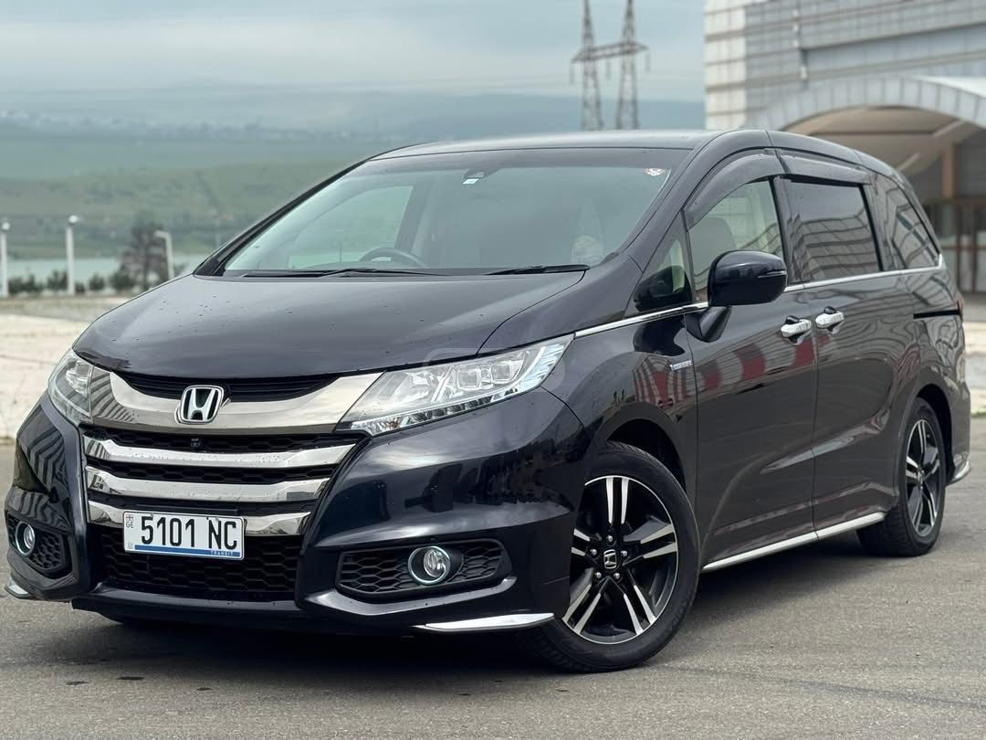 Honda Odyssey 2017 — photo 2
