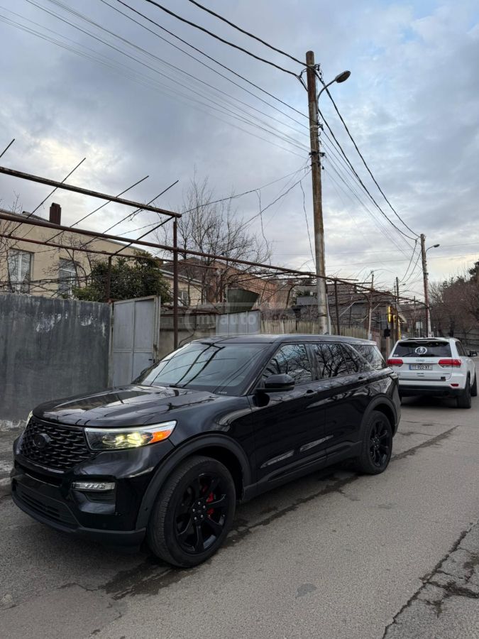 Ford Explorer 2021 — photo 2