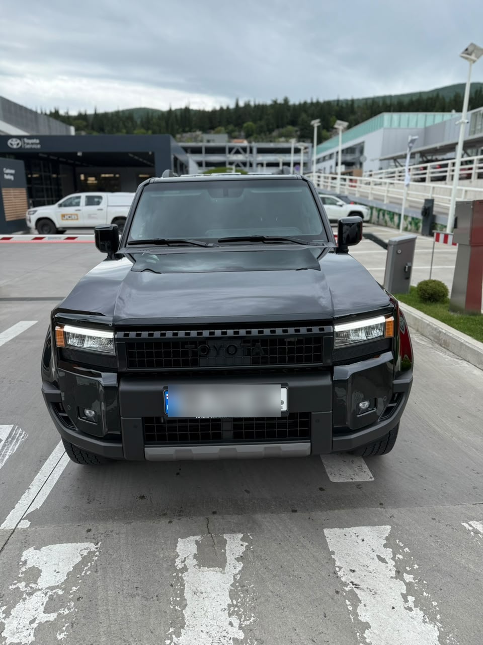 Toyota Land Cruiser Prado 2026 — photo 2