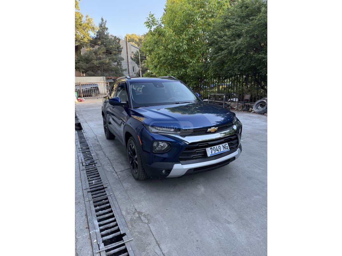 Chevrolet Trailblazer 2022 — photo 2