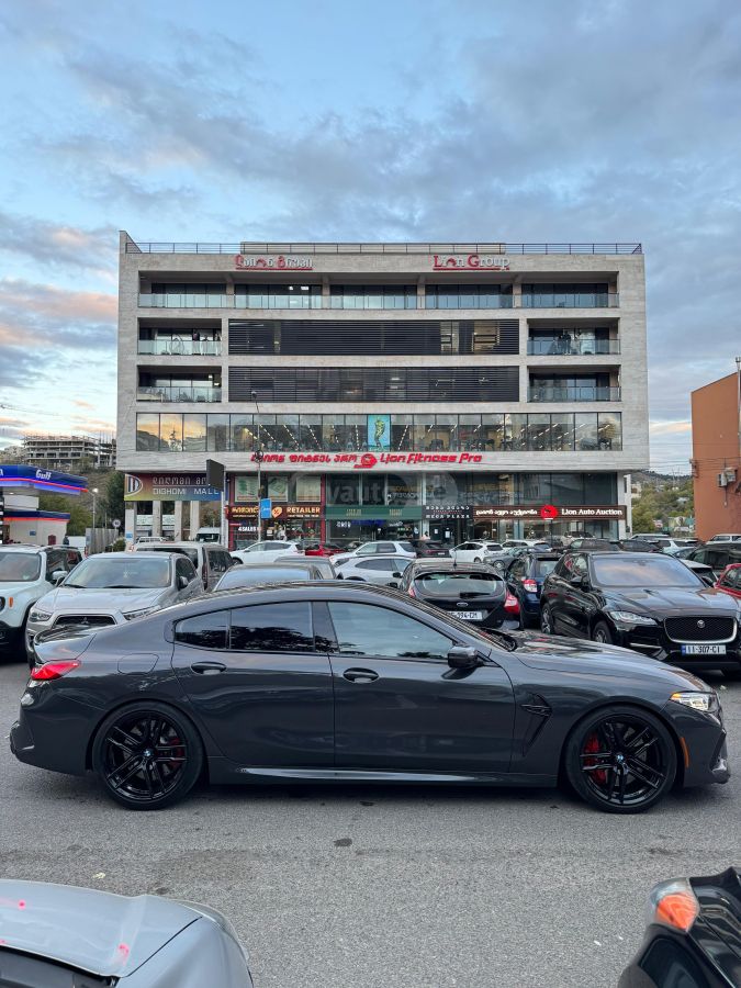 BMW M8 2021 — photo 2