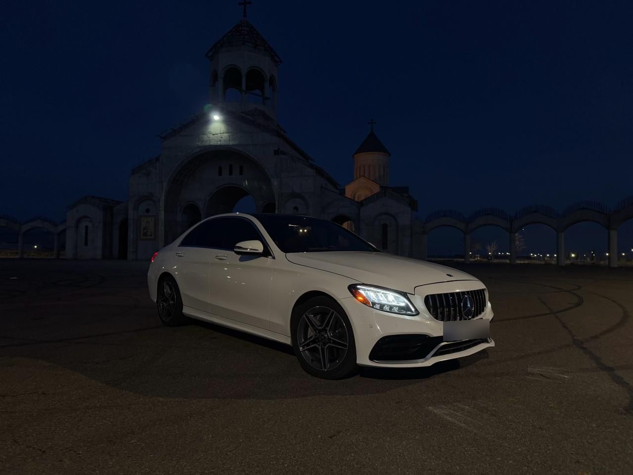 Mercedes-Benz C 300 2019 — photo 2