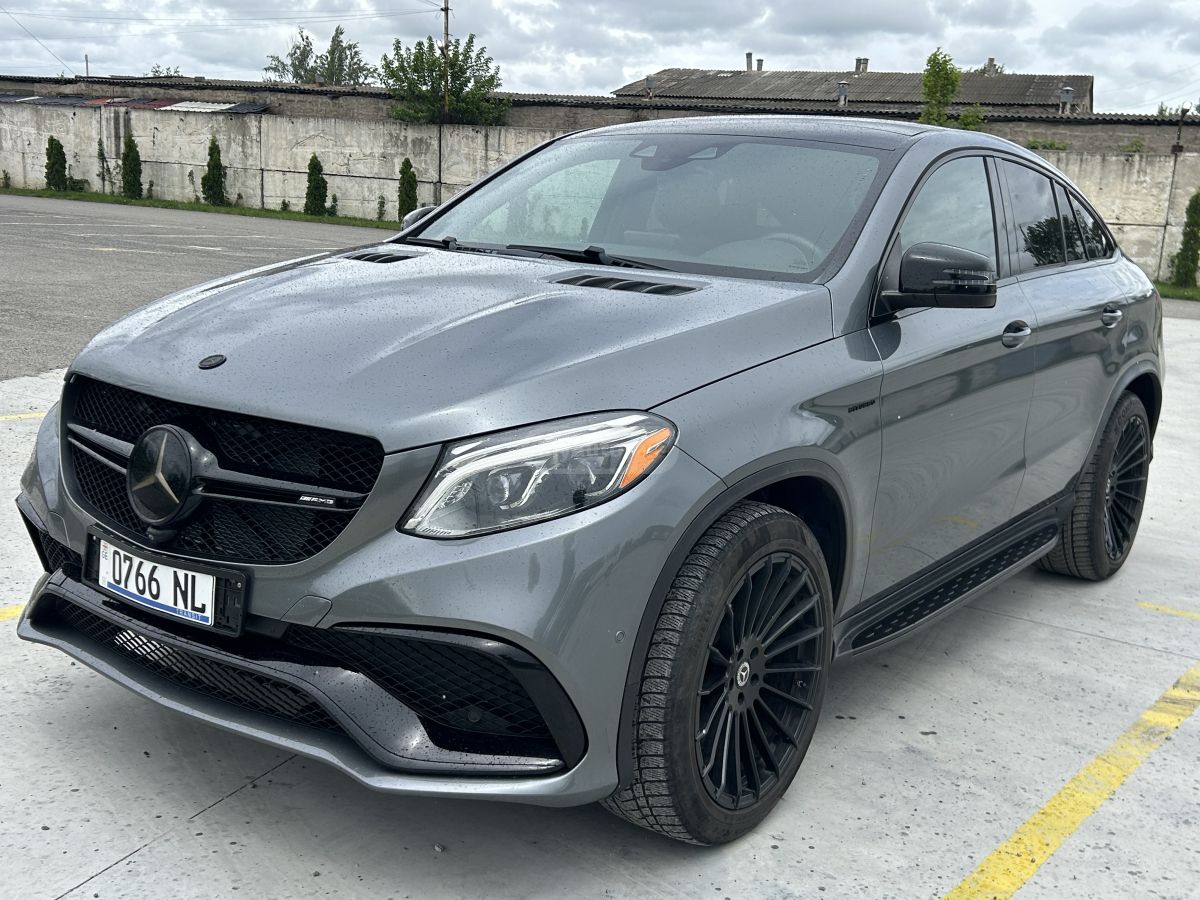 Mercedes-Benz GLE 43 AMG 2018 — photo 2