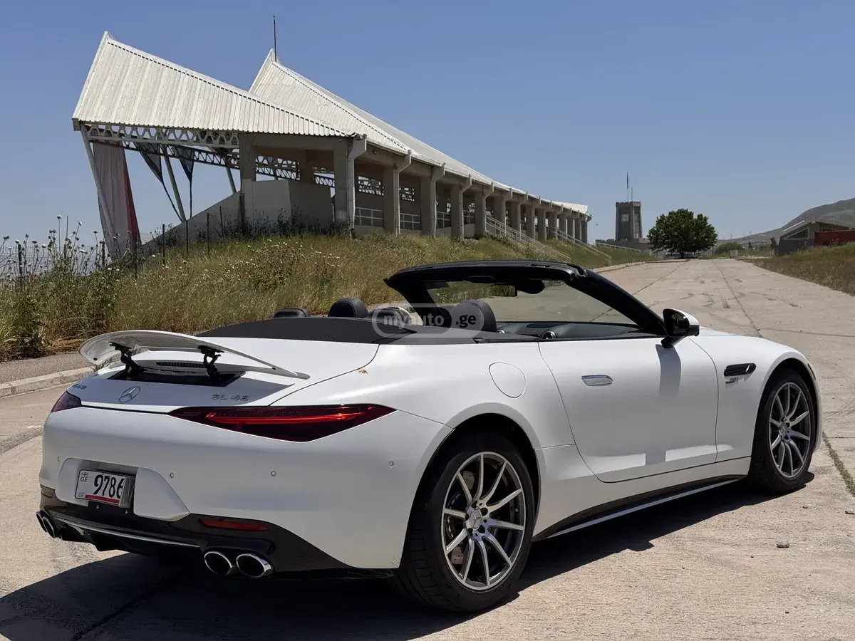 Mercedes-Benz SL 55 AMG 2023 — photo 2