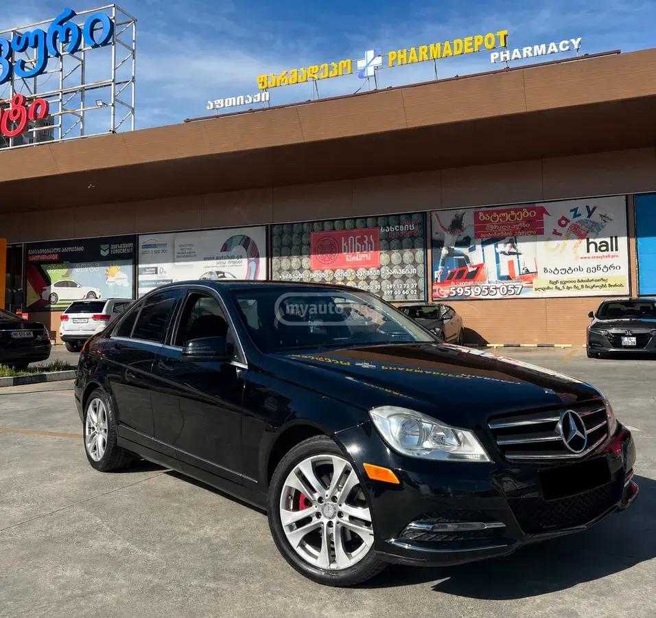 Mercedes-Benz C 250 2014 — photo 2