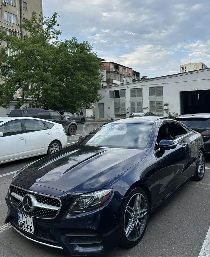 Mercedes-Benz E 400 2018 — photo 2