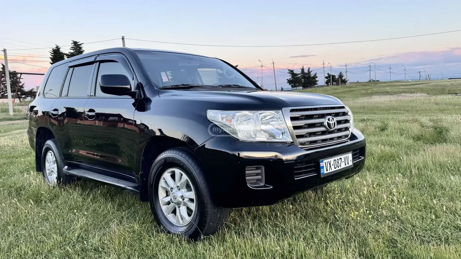 Toyota Land Cruiser 2011 — photo 2