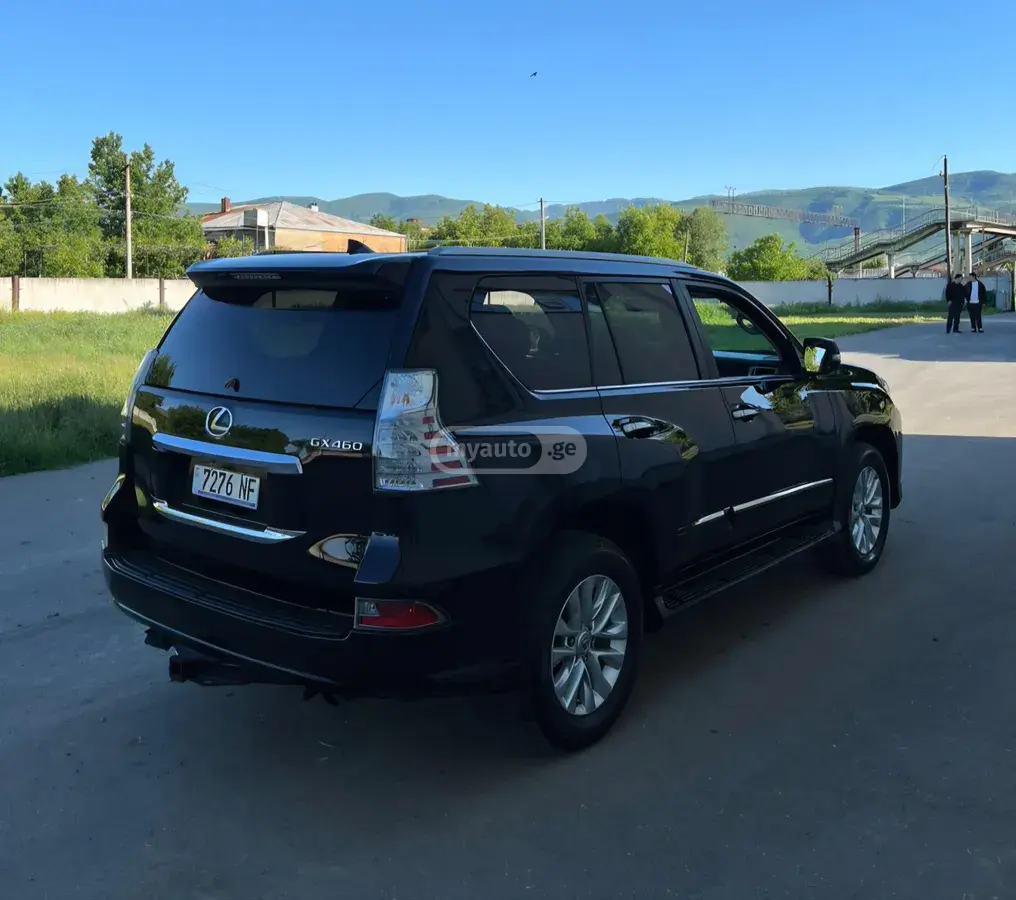 Lexus GX 460 2016 — photo 2