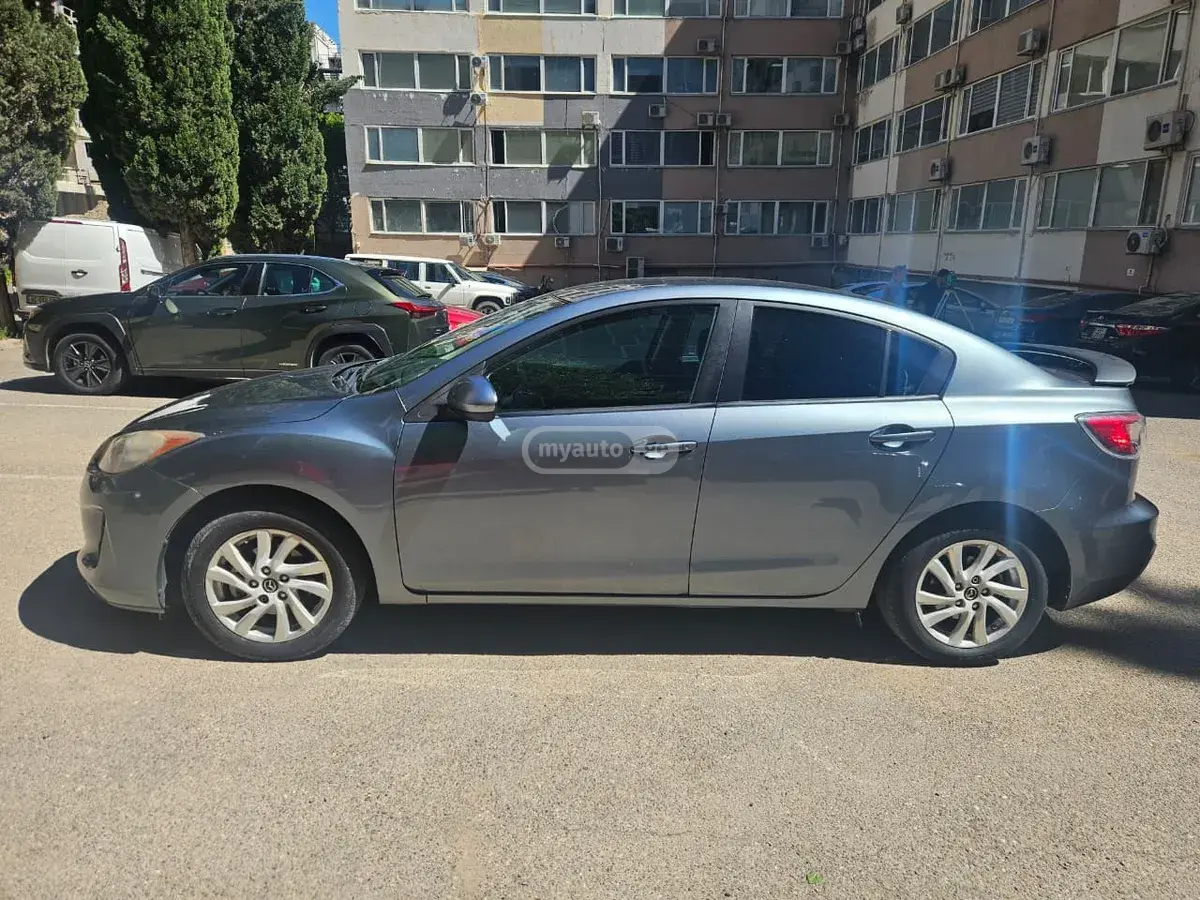 Mazda Mazda3 2012 — photo 2