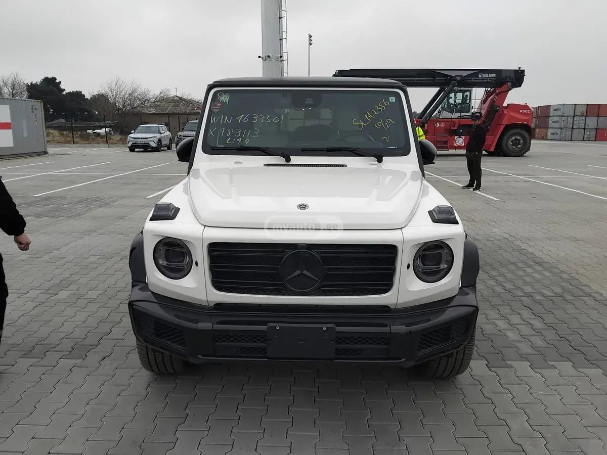 Mercedes-Benz G 400