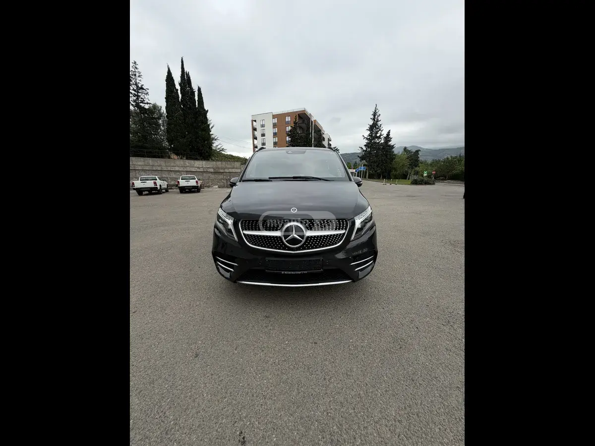Mercedes-Benz V 300 2022 — photo 2