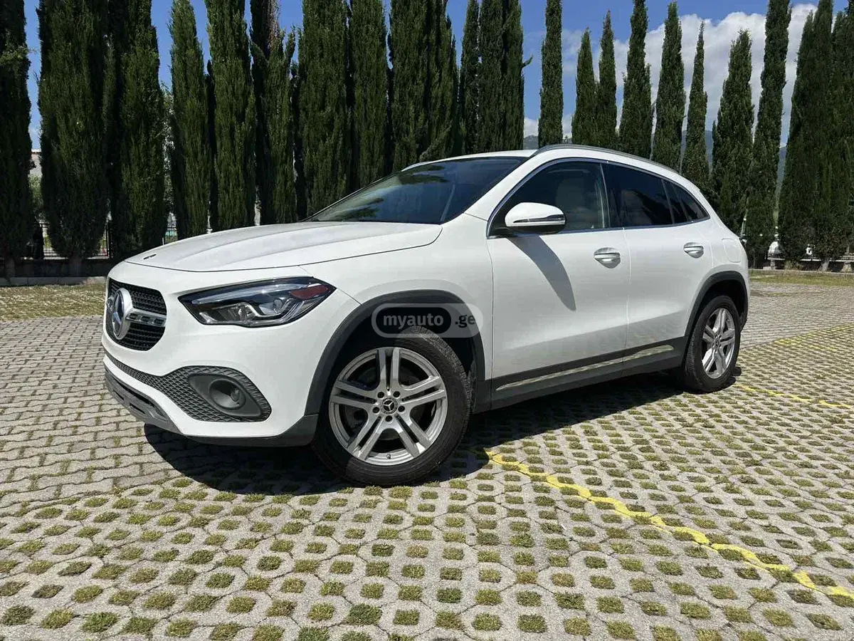 Mercedes-Benz GLA 250
