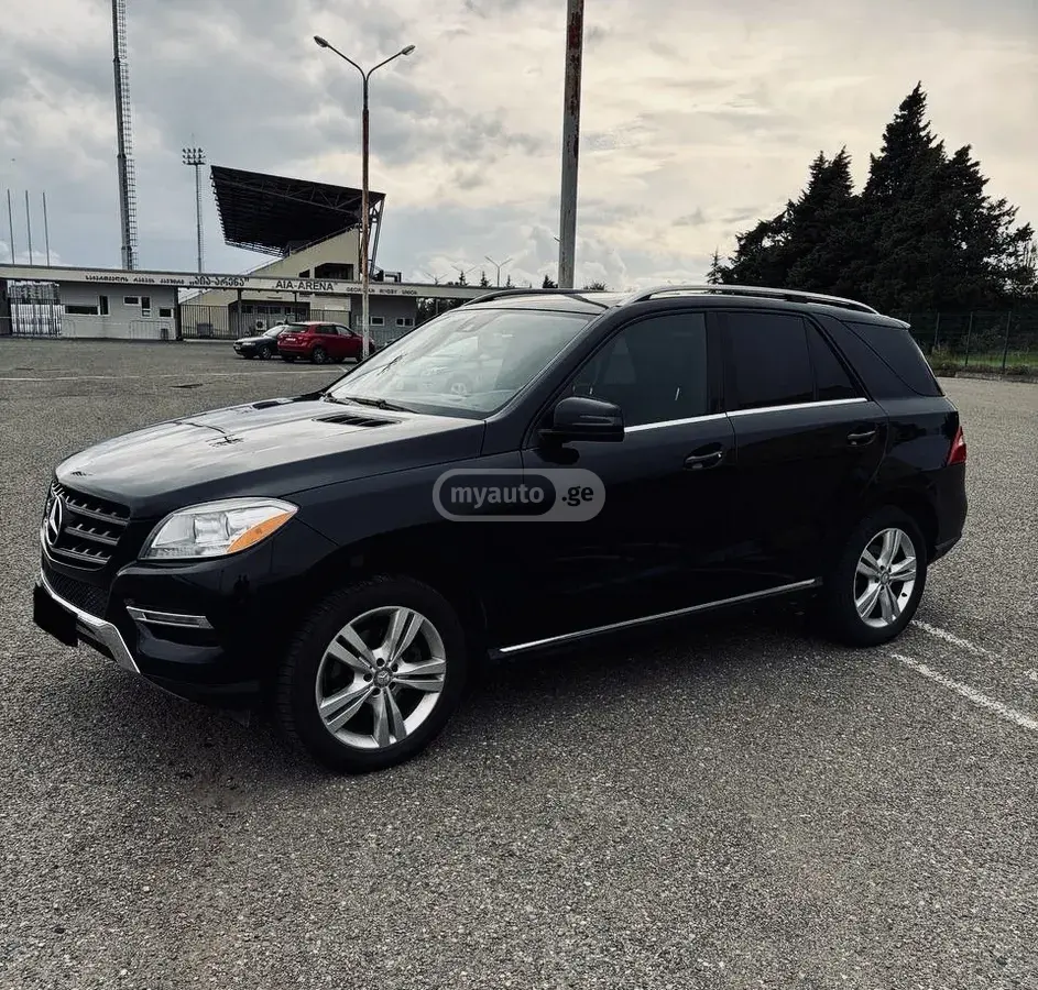 Mercedes-Benz ML 350 2015 — photo 2