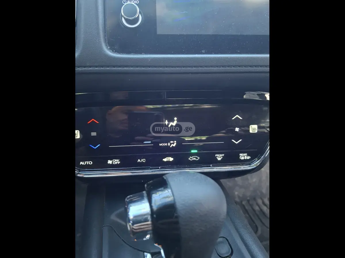 Honda HR-V 2021 — photo 2