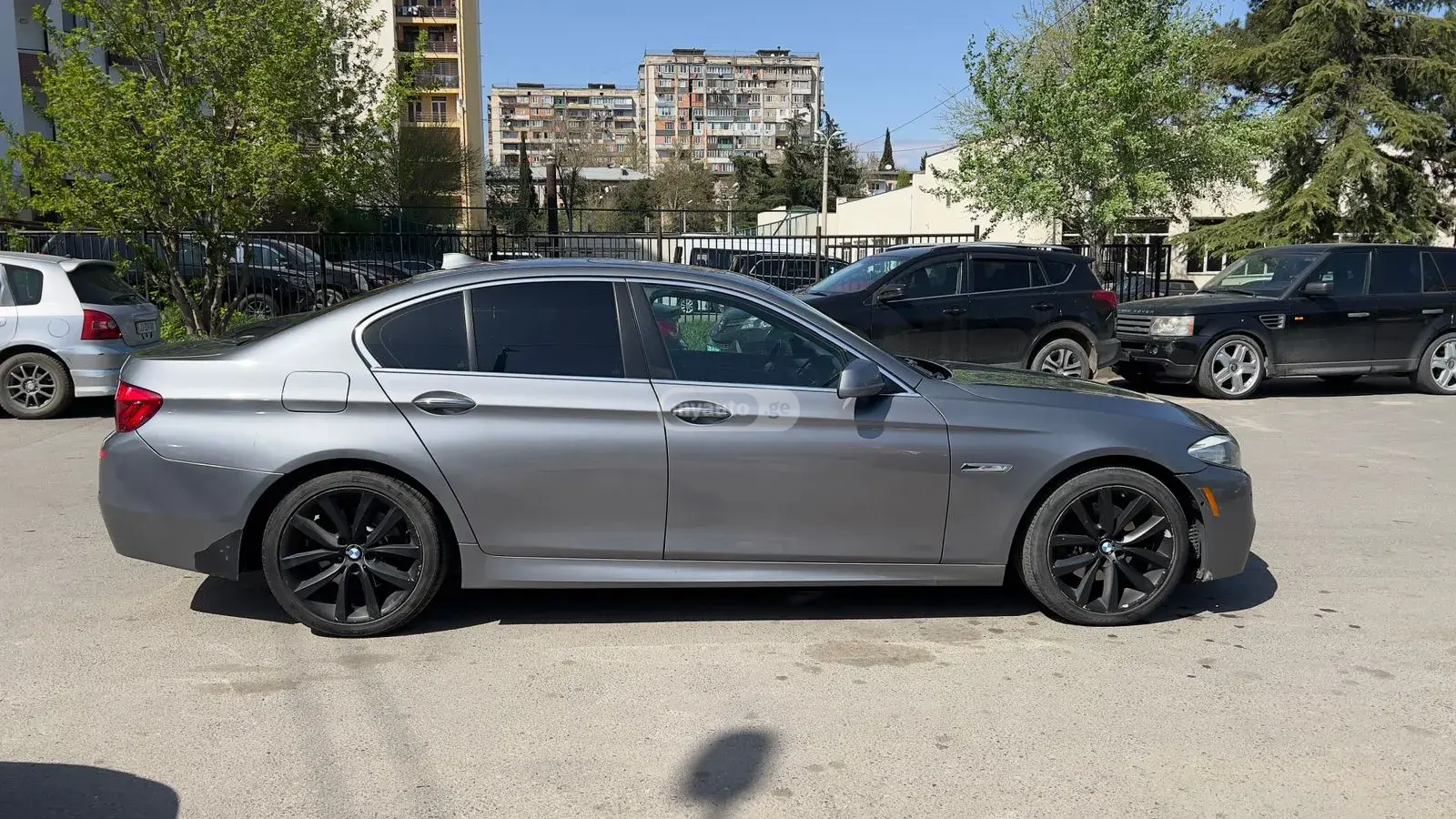 BMW 528 2011 — photo 2