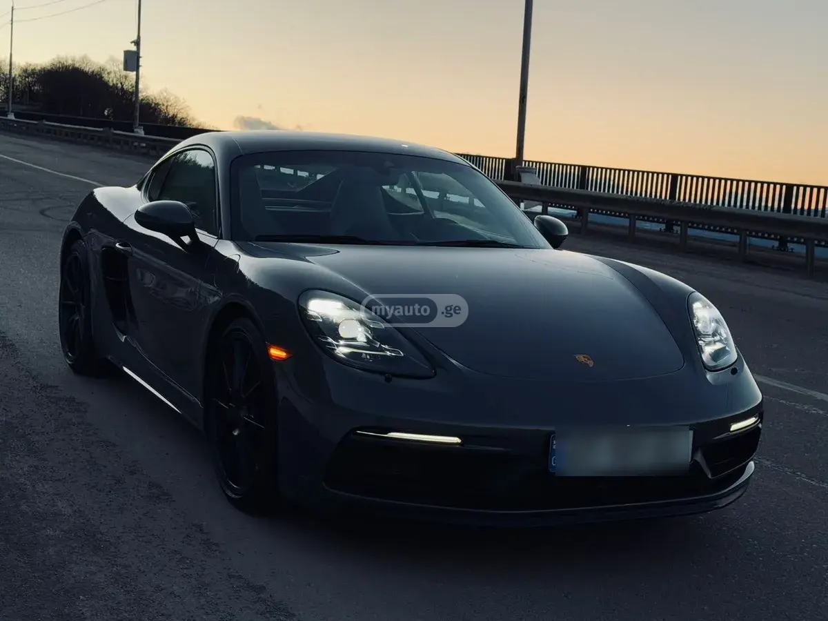Porsche Cayman 2021 — photo 2