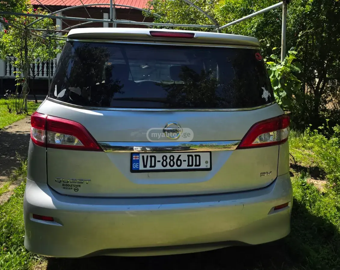 Nissan Quest 2016 — photo 2