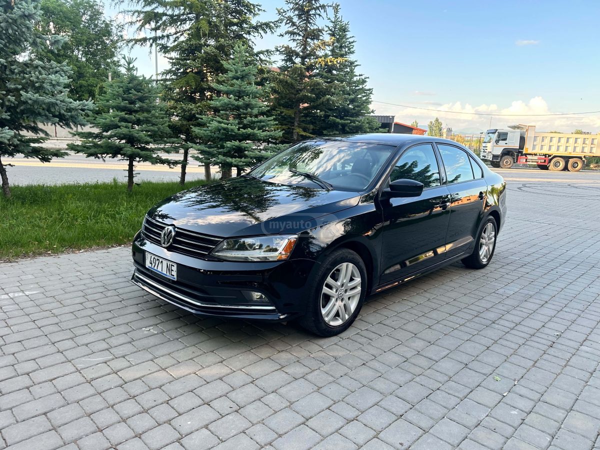 Volkswagen Jetta 2018 — photo 2