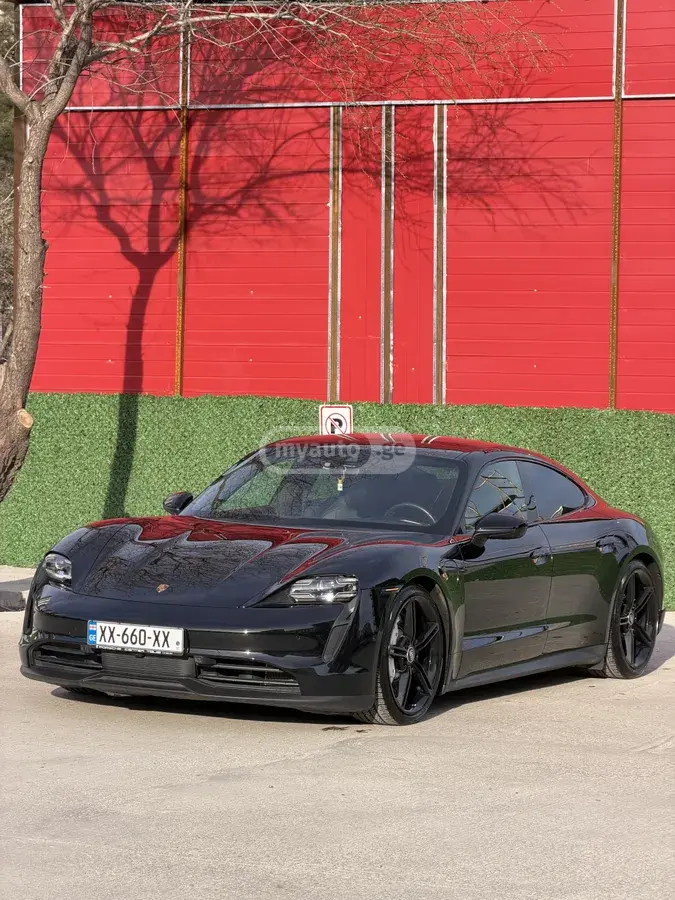 Porsche Taycan 4 S 2021 — photo 2