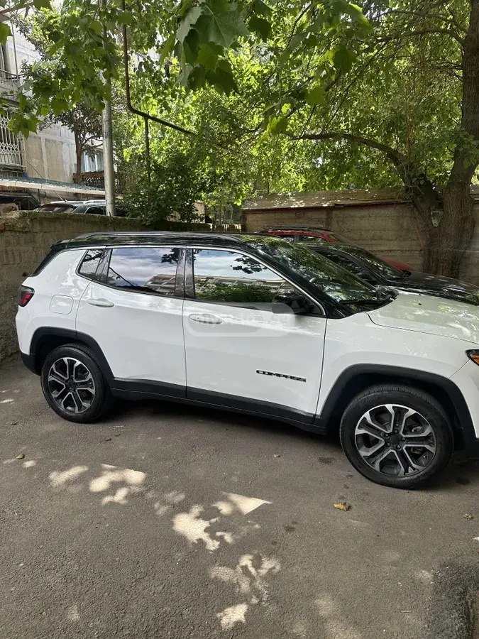 Jeep Compass 2023 — photo 2