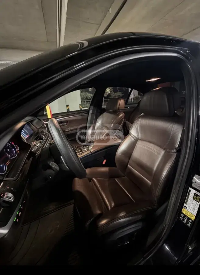 BMW 550 2015 — photo 2