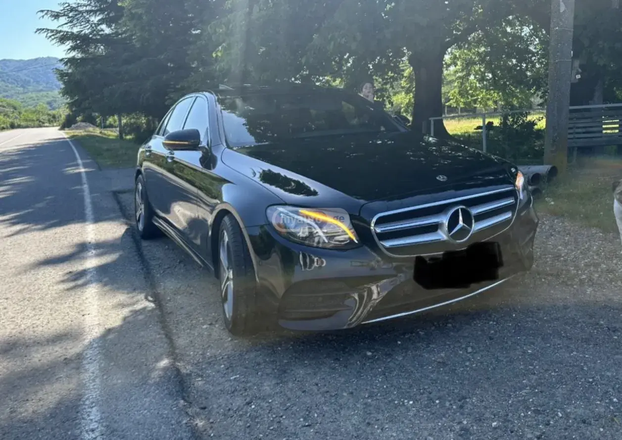 Mercedes-Benz E 300