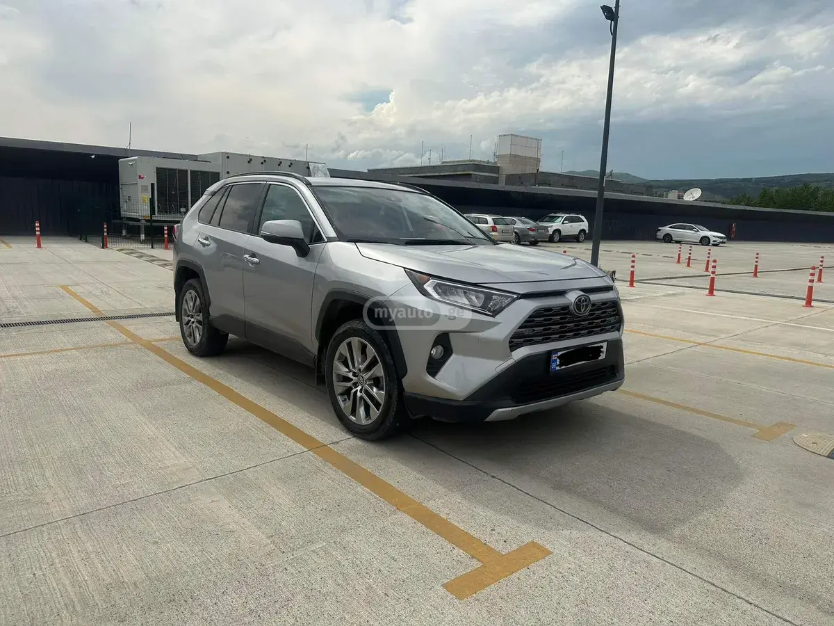 Toyota RAV4 2019 — photo 2