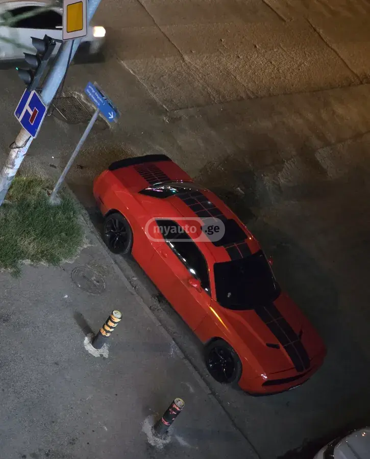 Dodge Challenger 2017 — photo 2
