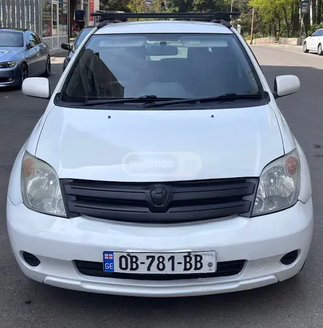 Toyota Ist
