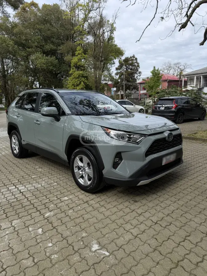 Toyota RAV4 2020 — photo 2