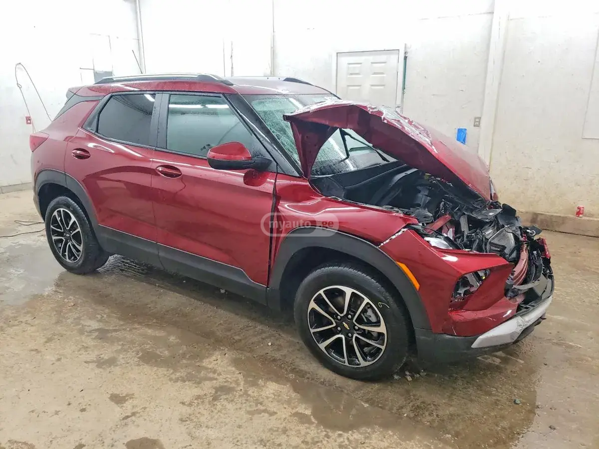 Chevrolet Trailblazer 2024 — photo 2