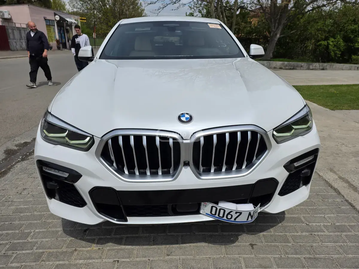 BMW X6 2021 — photo 2