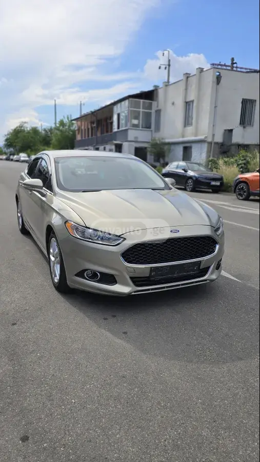 Ford Fusion 2016 — photo 2