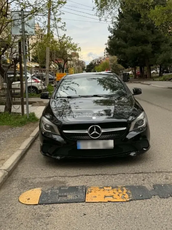 Mercedes-Benz CLA 250