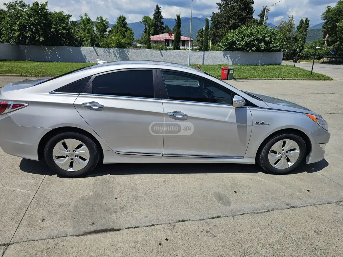 Hyundai Sonata 2014 — photo 2