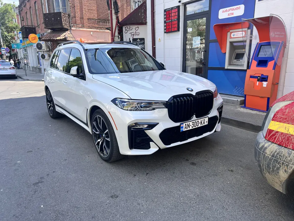 BMW X7